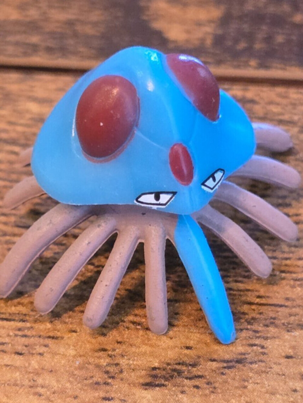 vintage Tomy Pokémon figure of Tentacool from the 1990s 1"